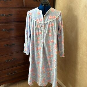 Lanz cotton flannel light blue/pink roses nightgown.